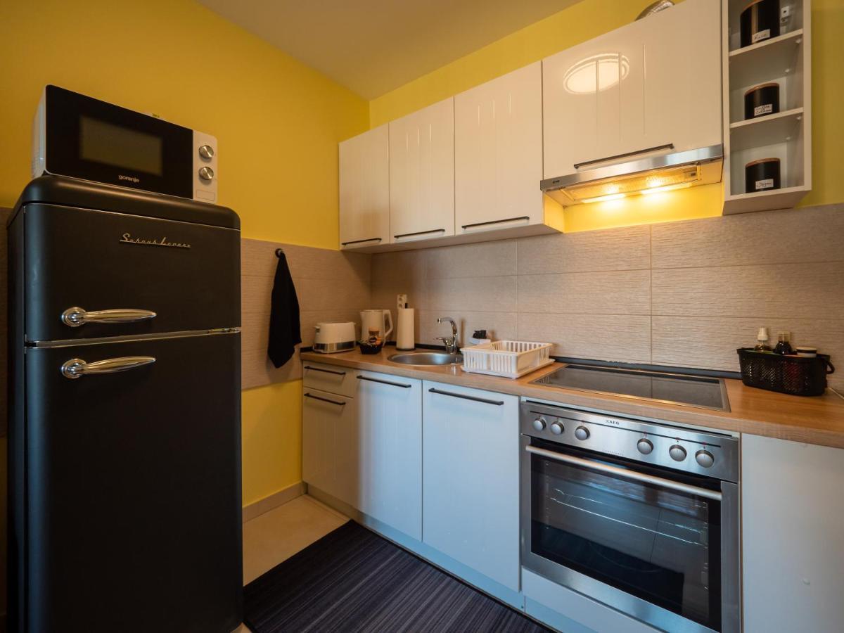 Green Apple Apartment Subotica Exterior foto