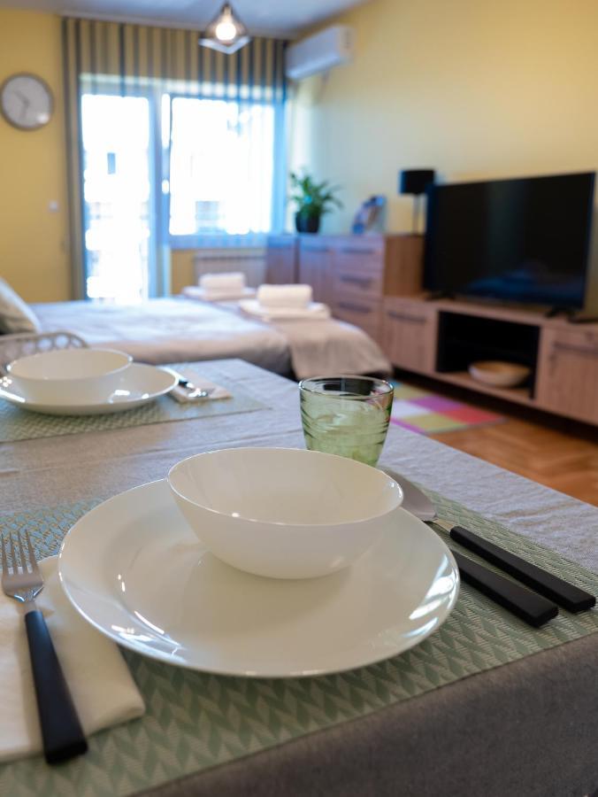 Green Apple Apartment Subotica Exterior foto