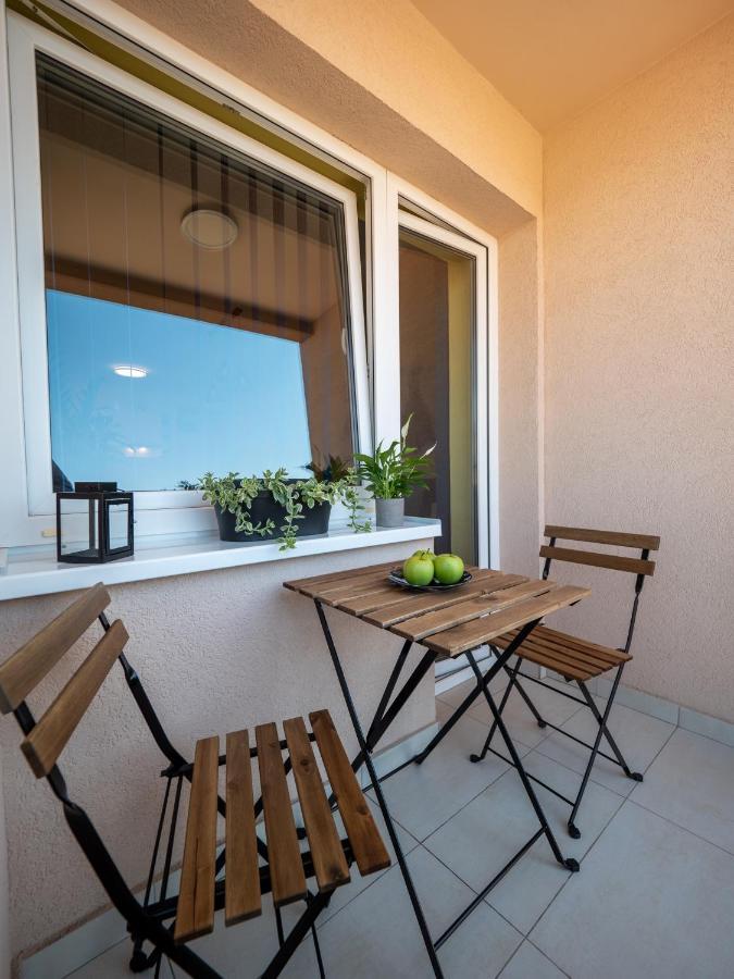 Green Apple Apartment Subotica Exterior foto